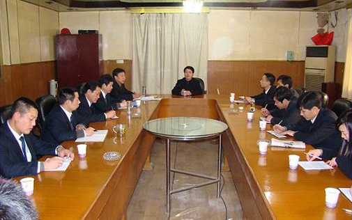 集团董事长高度重视工会事情，，，，，，，，在集团党群文宣事情会上对各人气出了期望