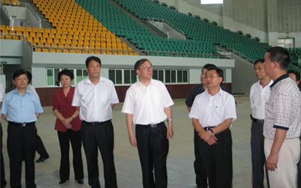 时任湖北省委书记、省人大主任李鸿忠视察EVO视讯集团武当山体育馆项目部